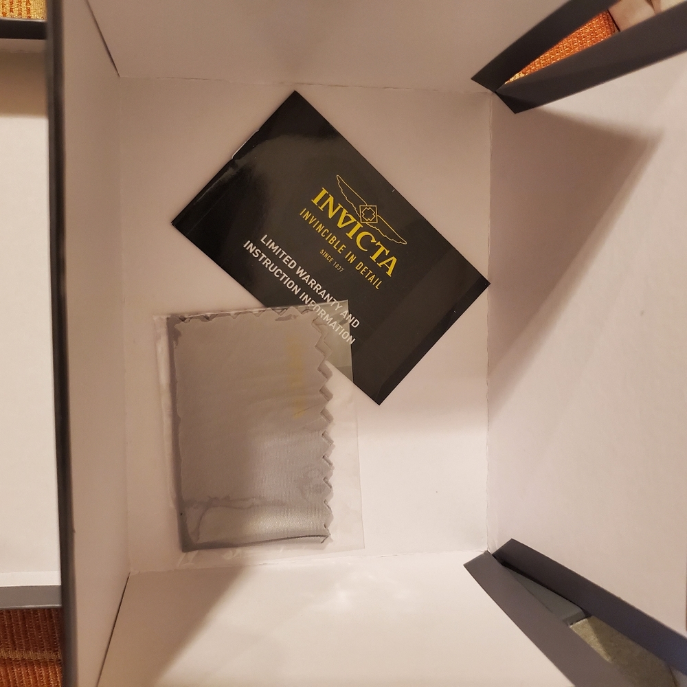 Invicta Watch Case - Picture 6 of 6